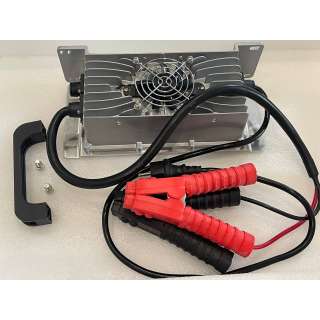 Зарядное устройство влагозащищённое 12V / 30A